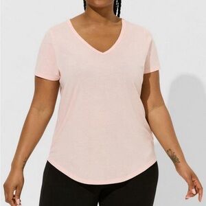 NWT torrid everyday girlfriend vneck tee -light pink 3x